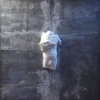 sotto la tua pelle, 2006, marmo statuario di Carrara e piombo, cm 200x200cm